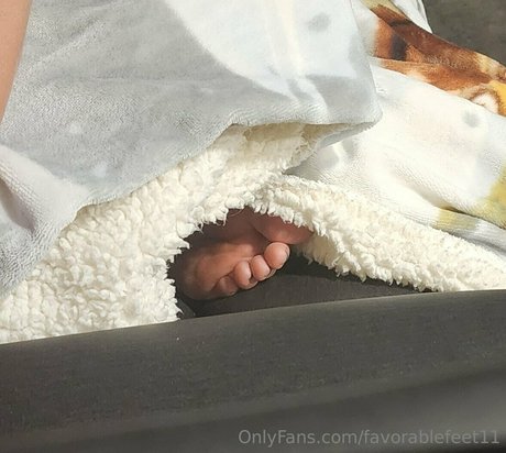 favorablefeet11 エロティックモデル 写真