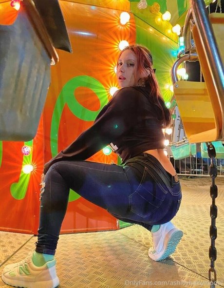 naughty student セクシーなスター ギャラリー