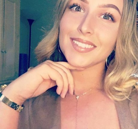 義母オンリーファンズ 無料ポルノ 写真