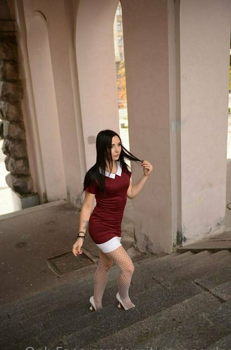 exciting angela ホット女優 ギャラリー