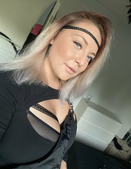 ellitelli トップスター 写真