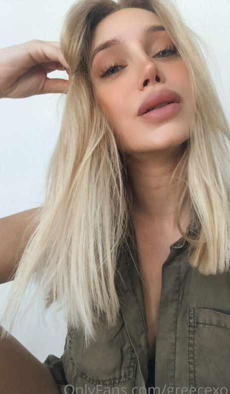 タンオンリーファン ポルノ 画像