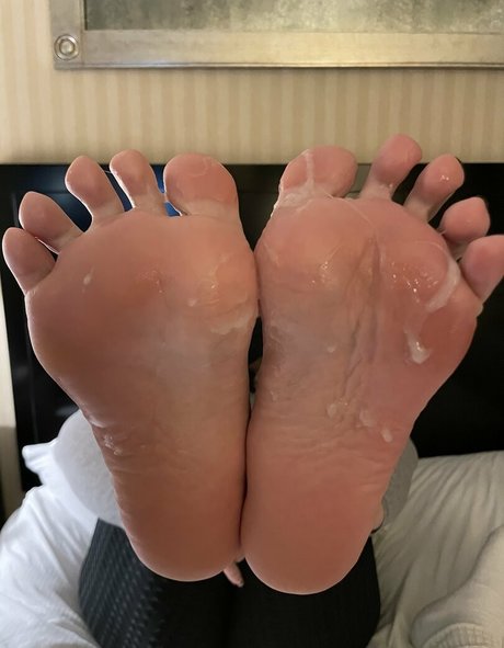 servingfet ポルノスター ヌード 写真