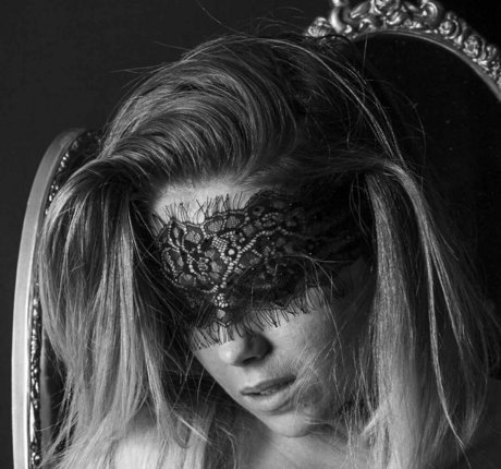 Theresa Louise 素敵なスター 写真