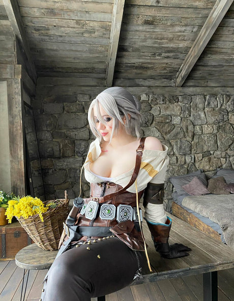 abecker cos ポルノスター 可愛い 写真