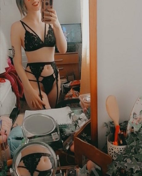 bbywho 可愛いモデル 写真