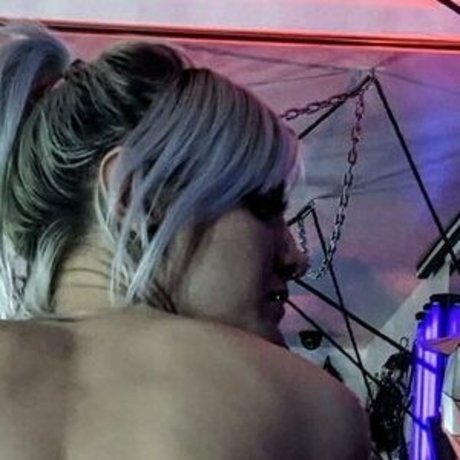 Arielle Abarca セックス女優 写真