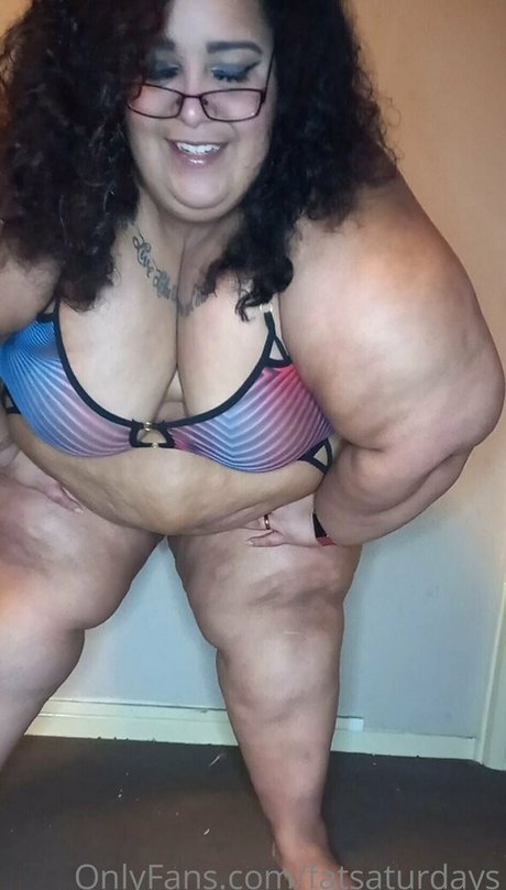 fatsaturdays 裸のポルノスター ギャラリー