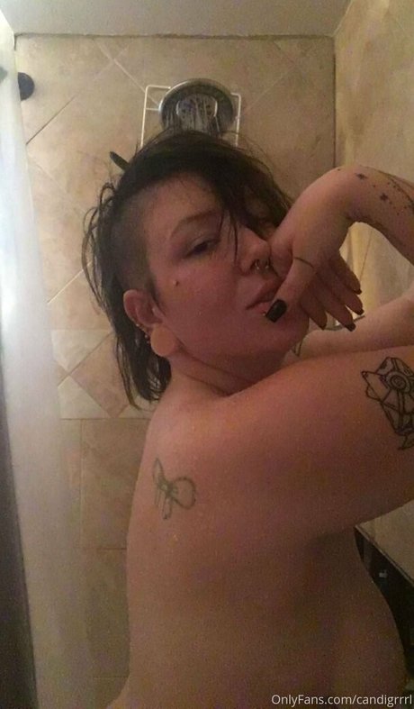 金髪のホットな妻オンリーファンズ 限定 写真