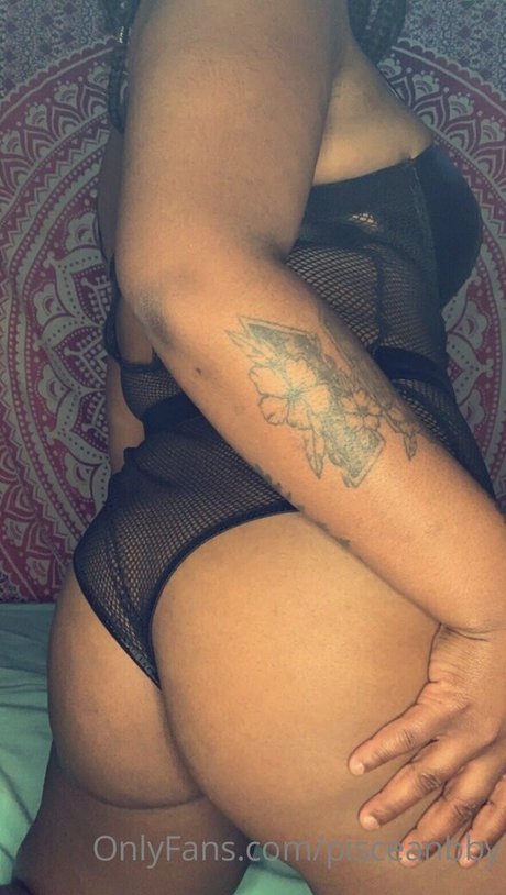 pisceanbby 完璧なポルノスター ギャラリー