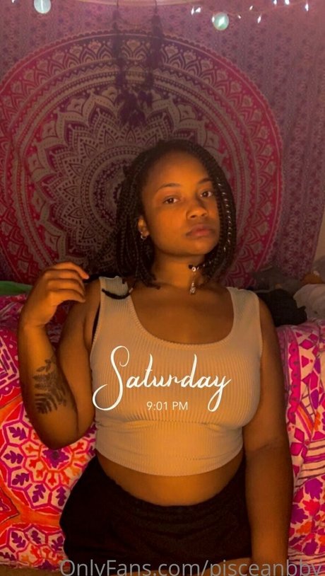 pisceanbby エロティックなスター 写真