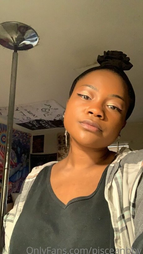 pisceanbby ポルノスター ホット 写真