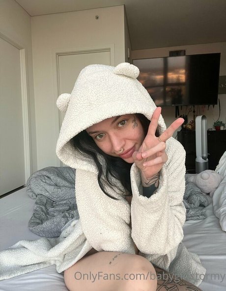 stormyofficial ポルノスター 写真