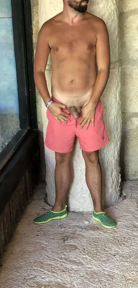 義母オンリーファンズ アート裸 ギャラリー