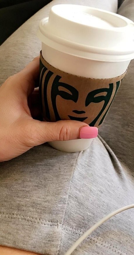 nikkidelano 素敵なポルノスター 画像