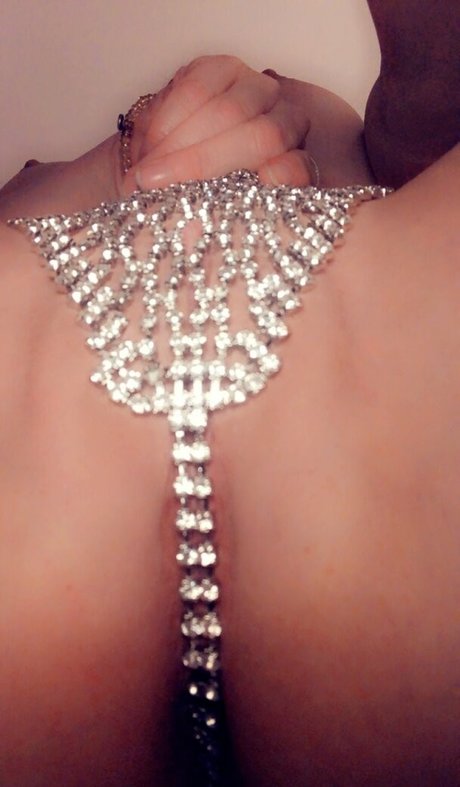 nikkidelano アダルトスター 写真