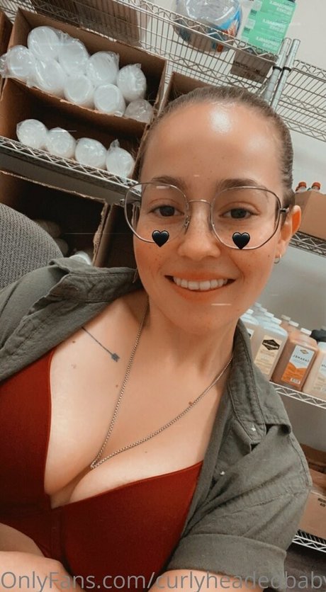 curlyheadedbaby18 ポルノ女優 写真