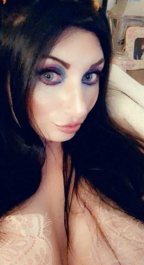 フラットオンリーファン セクシーヌード 写真