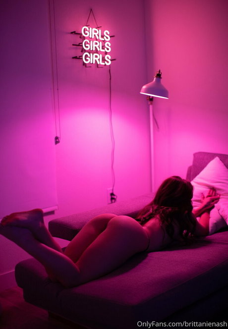 フィットネスベイビーオンリーファンズ 無料ポルノ 画像