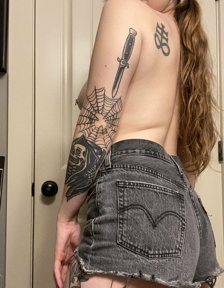 日本の熟女オンリーファンズ 無料 写真