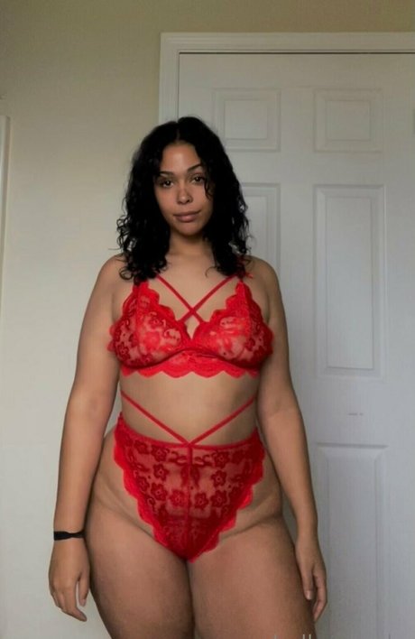 かわいいブロンドのオンリーファンズ ホット 写真