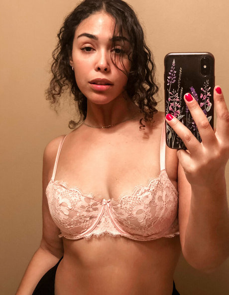 kittymaryjane セックス女優 写真