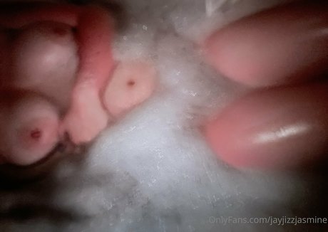 jayjizzjasmine 美しいポルノスター ギャラリー