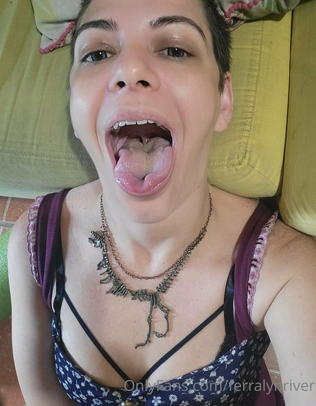 コスプレ フェムボーイ オンリーファンズ 無料 ギャラリー