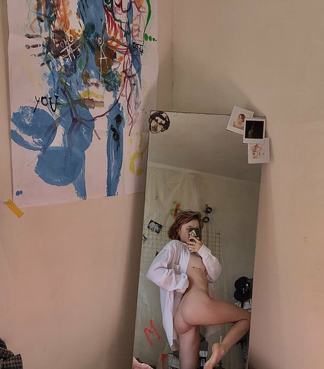 切断者オンリーファンズ セクシーヌード 写真