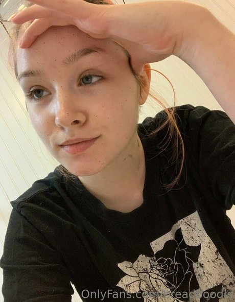 Breadboodle ポルノスター アダルト 写真