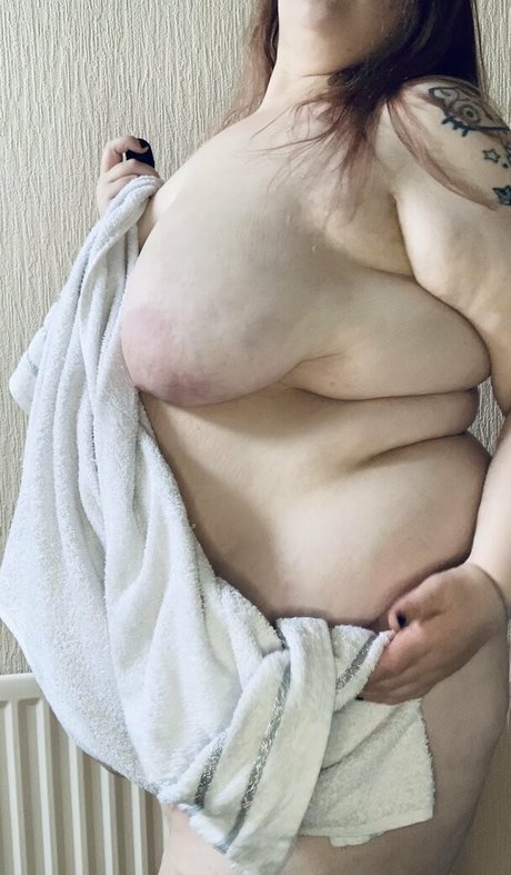 コスプレ フェムボーイ オンリーファンズ 無料 写真