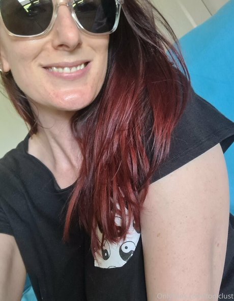 toniclust 高品質モデル 画像