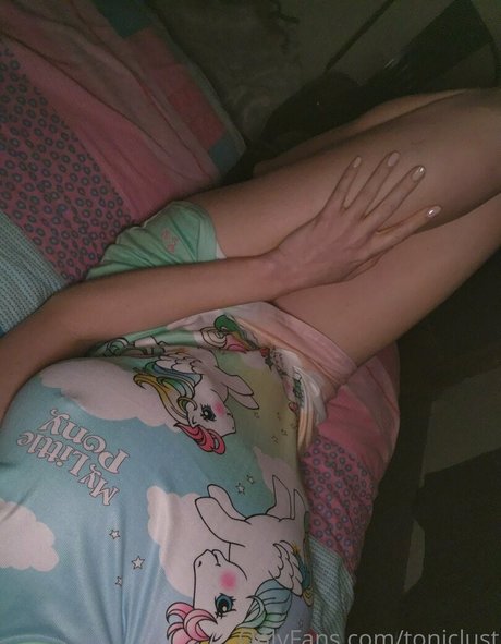 asmr 足 オンリーファンズ アダルト無料 画像