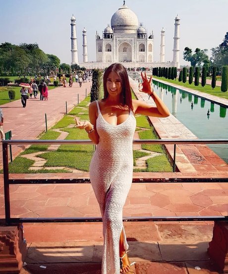 ティーンウェブカメラオンリーファンズ 無料セクシー 写真