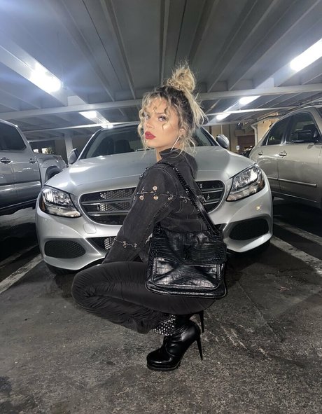 itshannahsworldd ホットなモデル アーカイブ