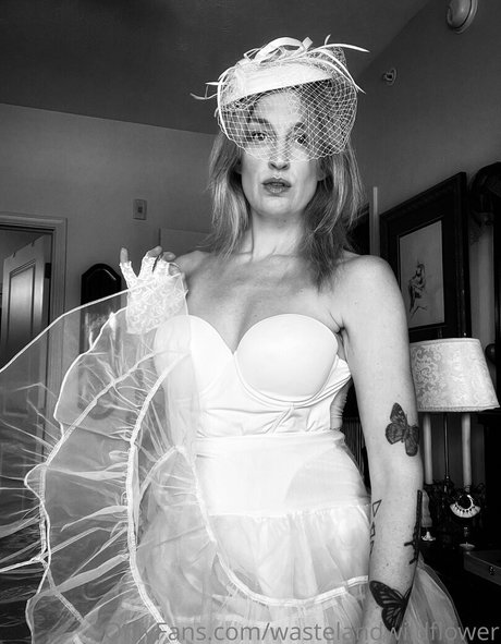 アジア人チアリーダー オンリーファンズ アダルト無料 写真