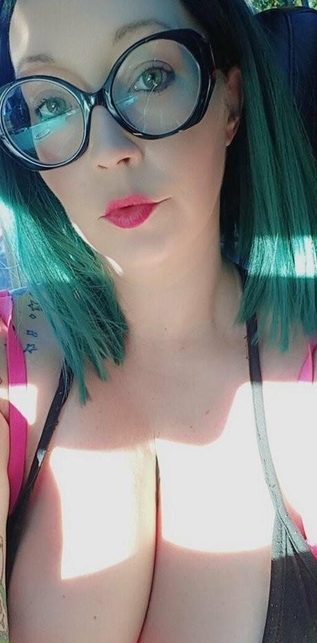 教室オンリーファン 美しいヌード 写真