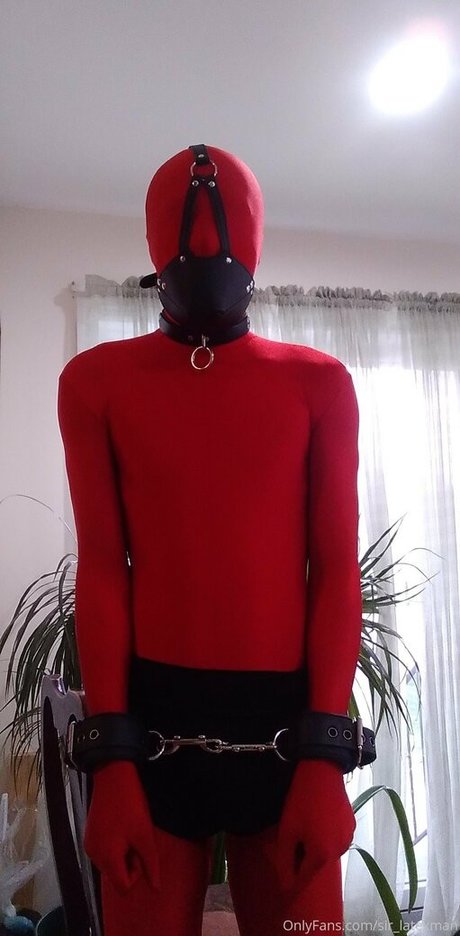 ティックトックスター オンリーファンズ 無料セックス 写真