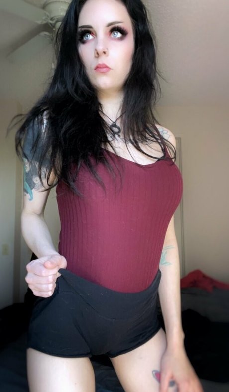 ぽっちゃりティーンオンリーファンズ ポルノ 画像