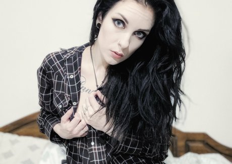 巨乳オナニーオンリーファンズ 可愛い 画像