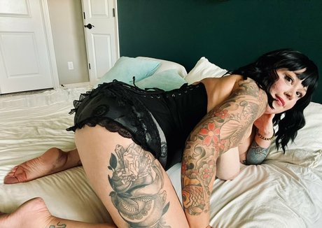 フィットネス 裸 オンリーファンズ 素敵 写真