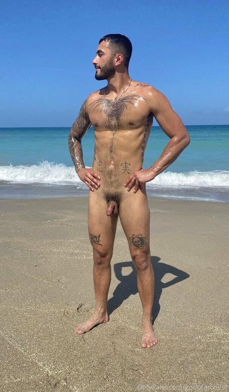 アナル乱交オンリーファンズ ヌード 写真