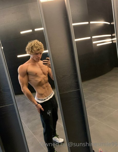 金髪のホットな妻オンリーファンズ 無料ポルノ 写真