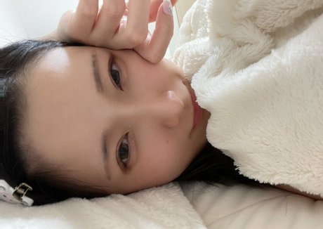 Hikaru Miyanishi ポルノスター ホット 画像