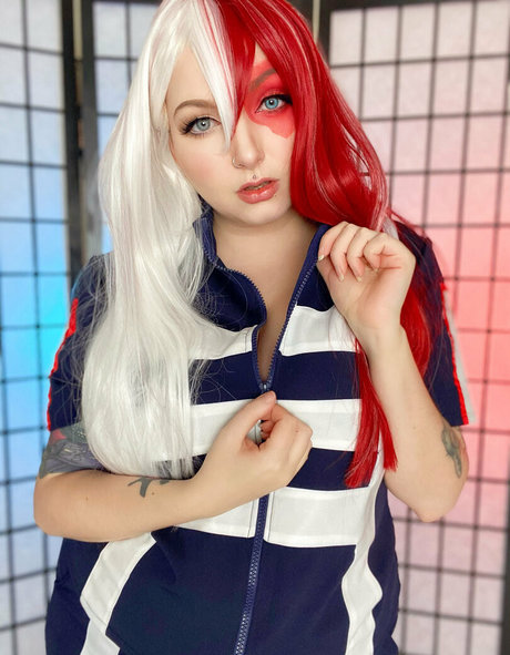 フェイシャルオンリーファンズ ポルノグラフィック 画像