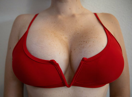 熟女の手コキオンリーファンズ セクシー裸 ギャラリー