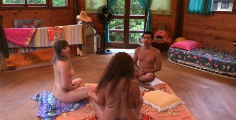 carinamoreschi xxxポルノスター 写真