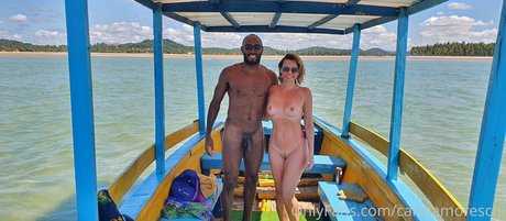 義母オンリーファンズ アートヌード 写真