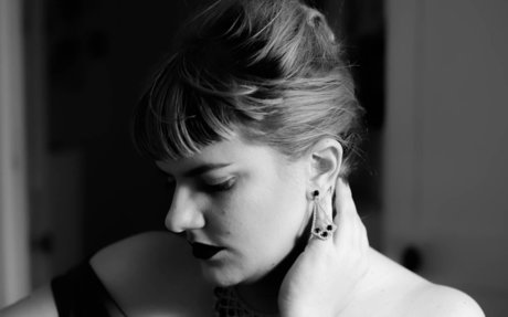 バン・オンリーファンズ 無料裸 写真