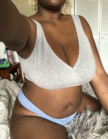 レズビアンファックオンリーファンズ 無料セックス アーカイブ